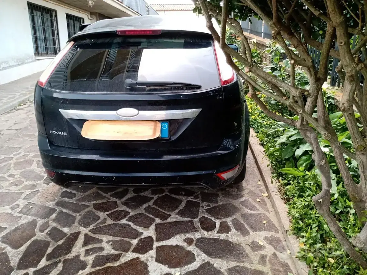 Brugt Ford Focus 145 HK (106 kW) 2008 Sort Sedan