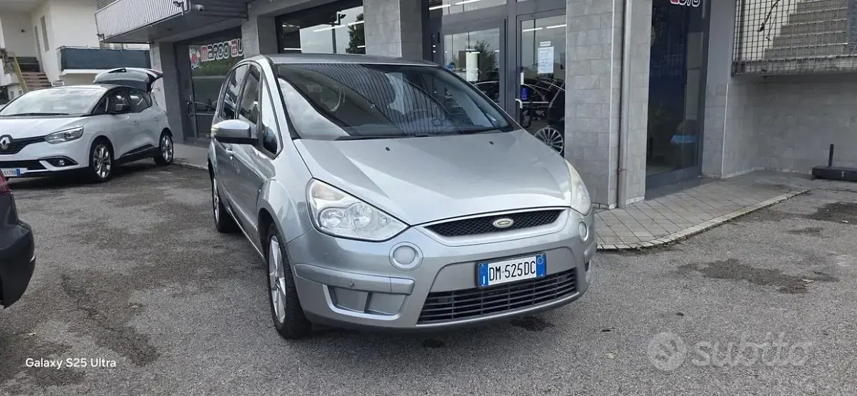 Usata Ford S-MAX S 140 CV (102 kW) 2008 Grigio Monovolume