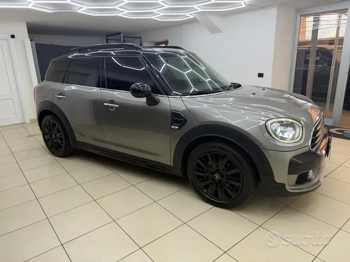 Usata Mini Cooper Countryman 150 CV (110 kW) 2019 Grigio SUV