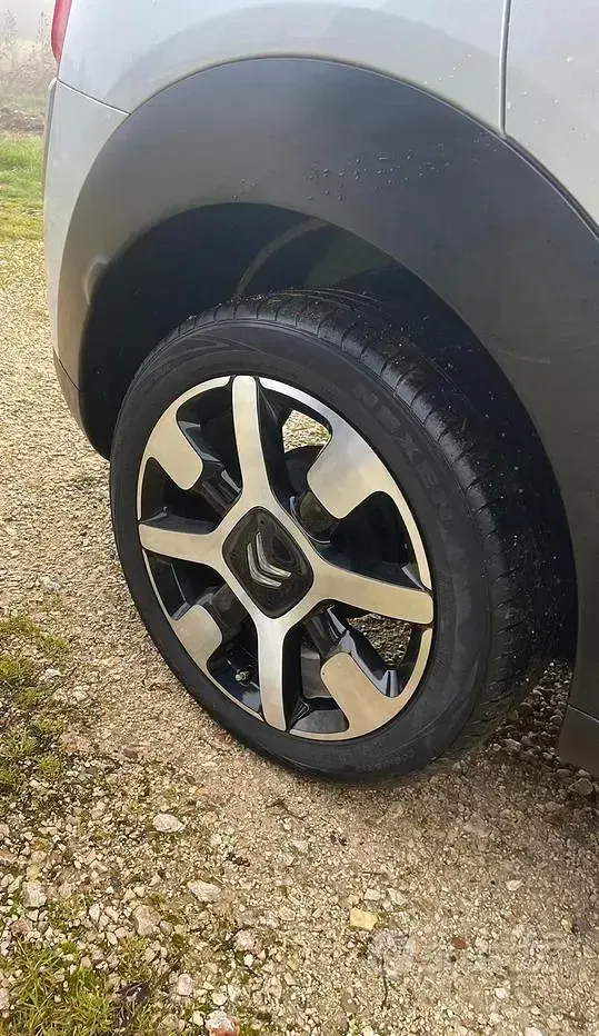 Usata Citroën C4 99 CV (72 kW) 2016 Bianco Berlina