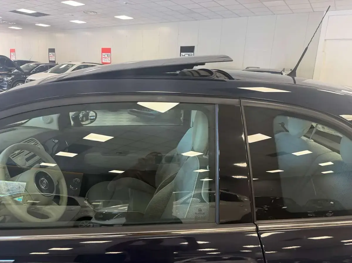 Usata Fiat 500 Lounge 69 CV (50 kW) 2011 Blu/azzurro Utilitaria