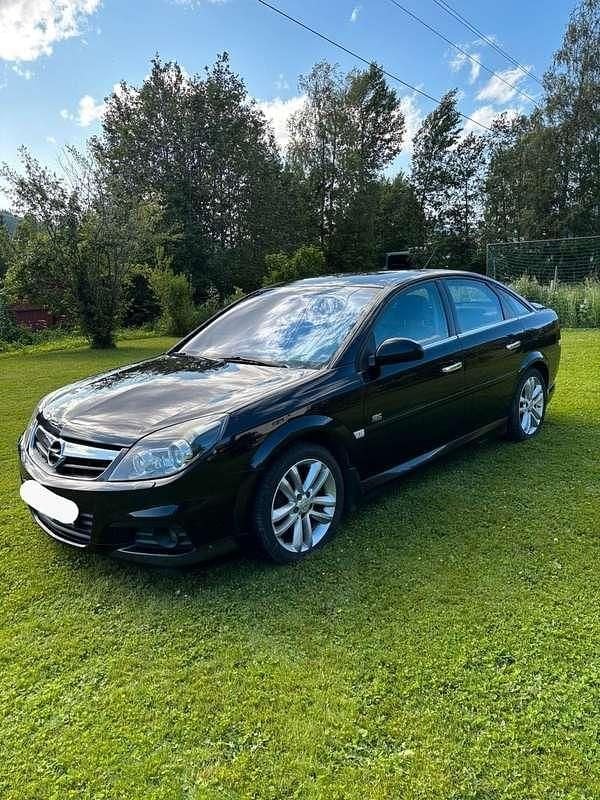 Usata 2007 Opel Vectra Edition Tre volumi | 2200 € (Buon prezzo) - Immagine 1/4