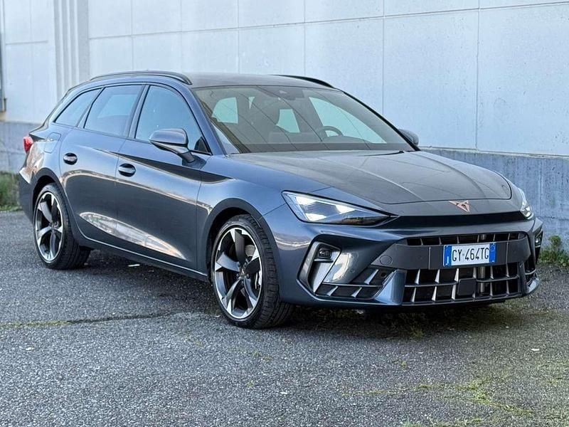 Usata Cupra Leon 150 CV (110 kW) 2025 Grigio Station wagon