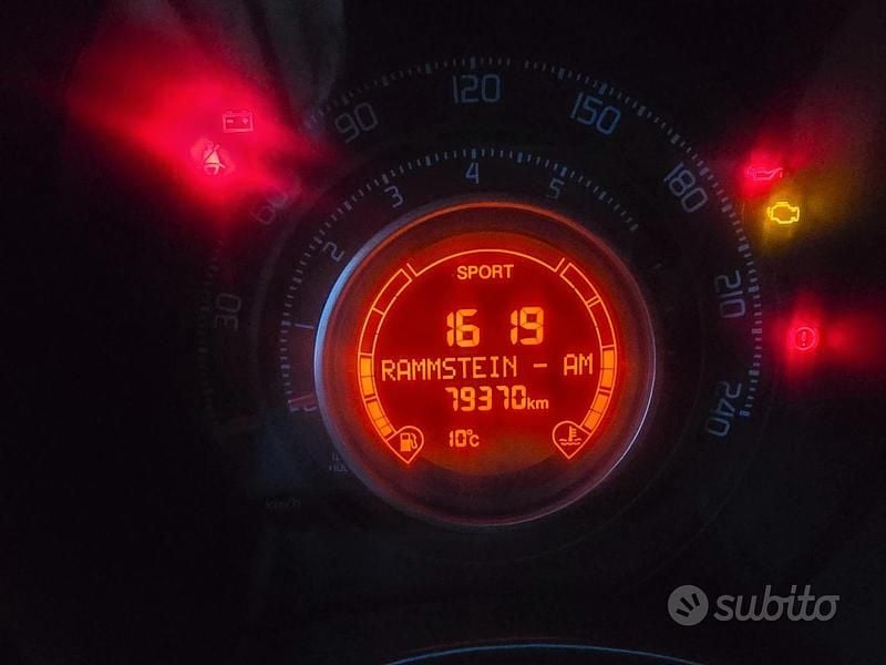 Usata Abarth 500 135 CV (99 kW) 2010 Bianco Berlina