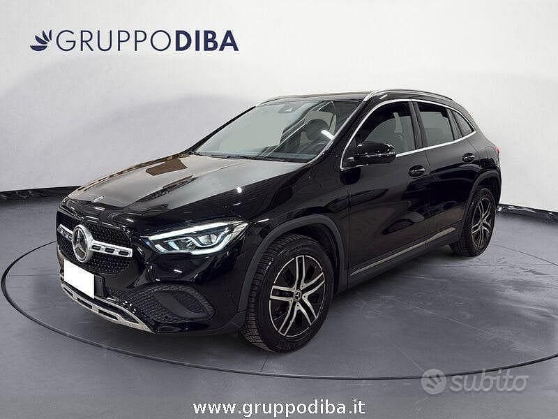 Usata Mercedes GLA180 116 CV (85 kW) 2022 Nero SUV