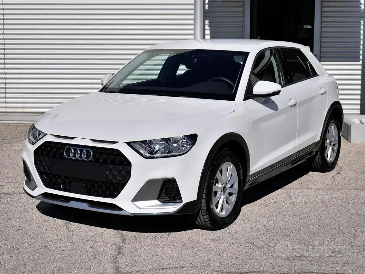 Usata Audi A1 Business 116 CV (85 kW) 2025 SUV