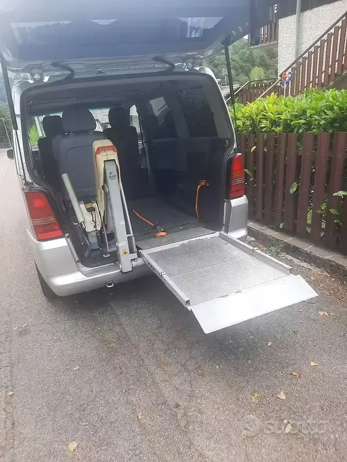 Usata Mercedes Vito 122 CV (89 kW) 2003 Grigio Furgone