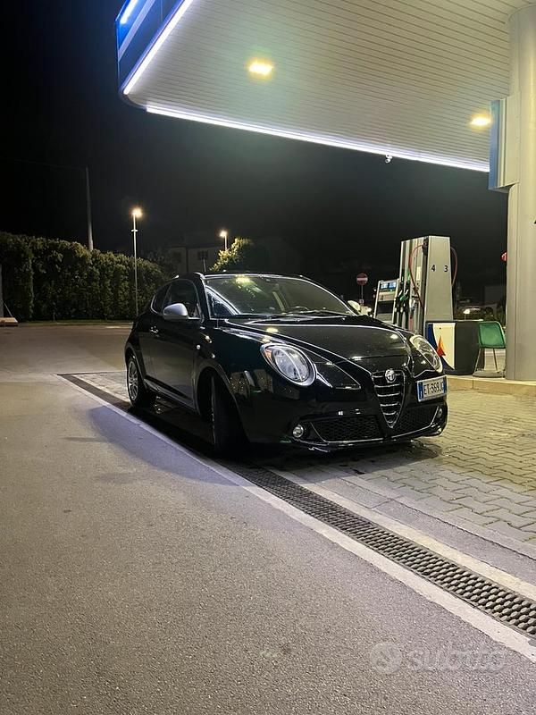 Usata Alfa Romeo MiTo 90 CV (66 kW) 2013 Nero Utilitaria