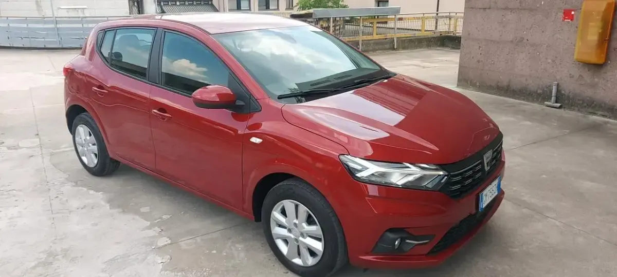 Usata Dacia Sandero Stepway 91 CV (66 kW) 2023 Marrone Berlina