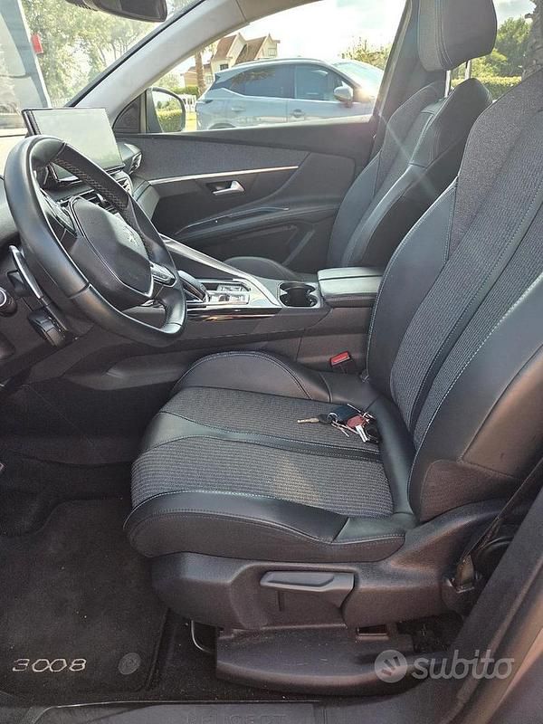 Usata Peugeot 3008 Allure 150 CV (110 kW) 2021 Grigio Berlina