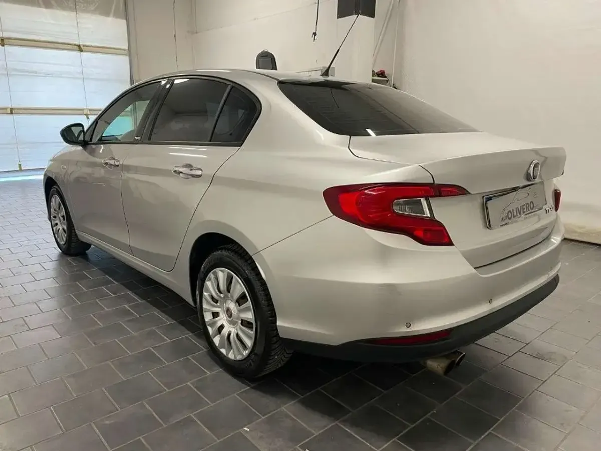 Usata Fiat Tipo 95 CV (69 kW) 2017 Grigio Berlina