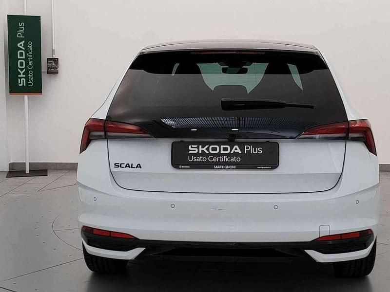 Usata Skoda Scala Monte Carlo 116 CV (85 kW) 2024 Bianco luna metallizzato Utilitaria