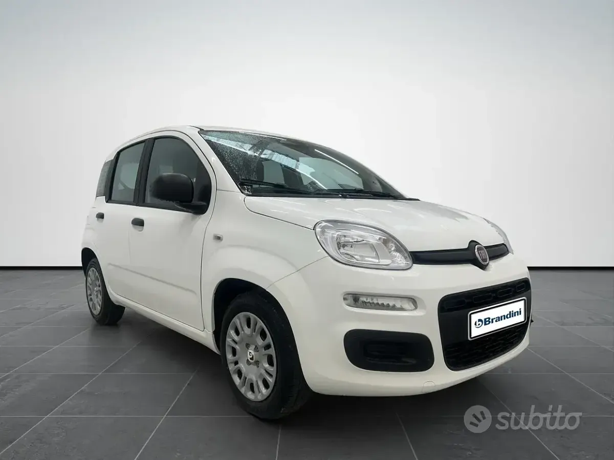 Nuova Fiat Panda Icon 65 CV (47 kW) 2026 Bianco gelato pastello Utilitaria