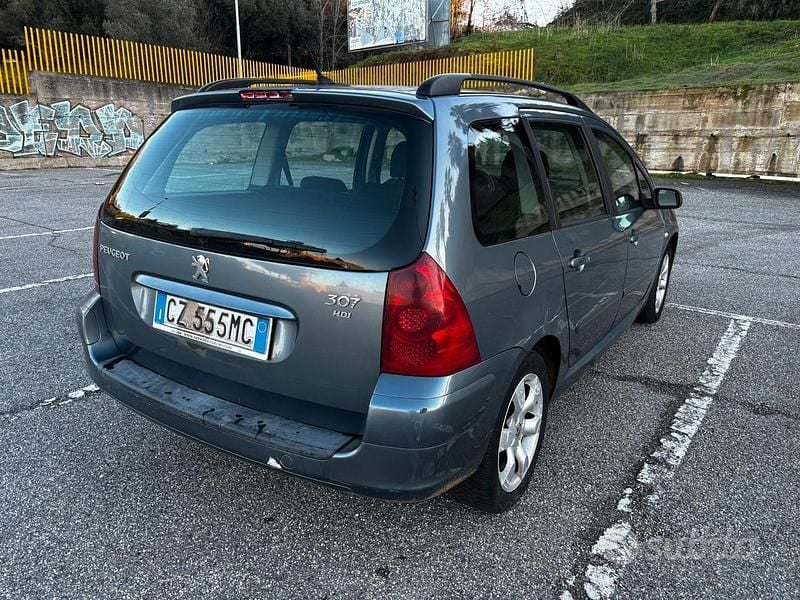 Käytetty Peugeot 307 109 HP (80 kW) 2006 Harmaa Farmari