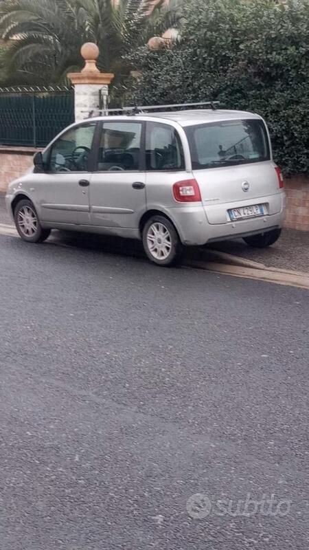 Usata Fiat Multipla 2002 Grigio Monovolume