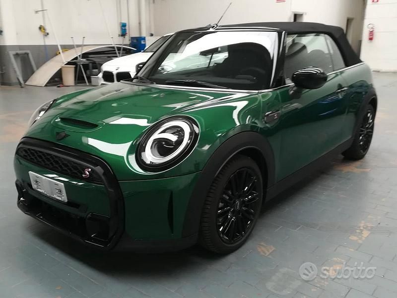 Usata Mini Cooper S Cabriolet 178 CV (130 kW) 2022 Verde Cabrio