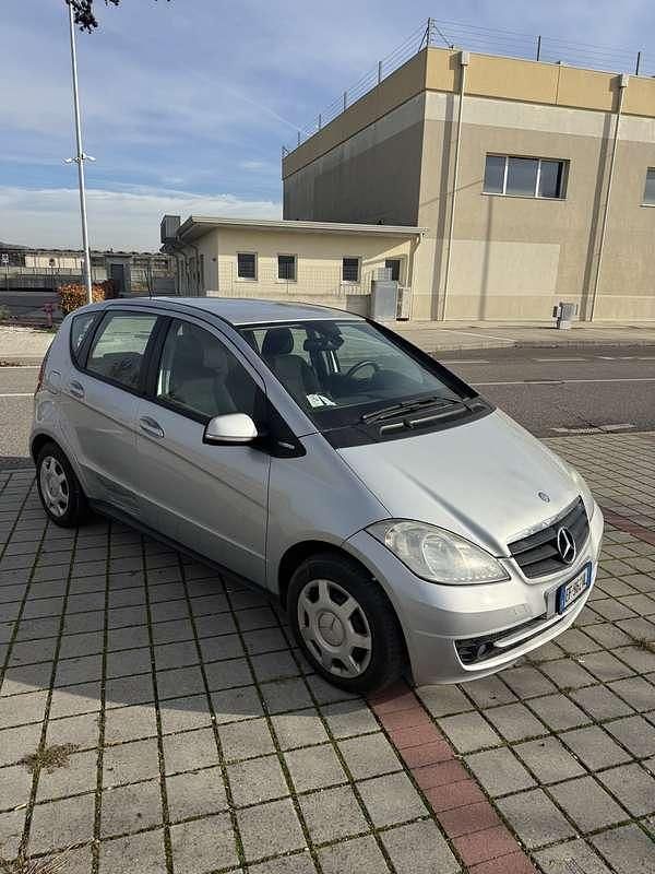 Usata Mercedes A160 SE 95 CV (69 kW) 2011 Monovolume