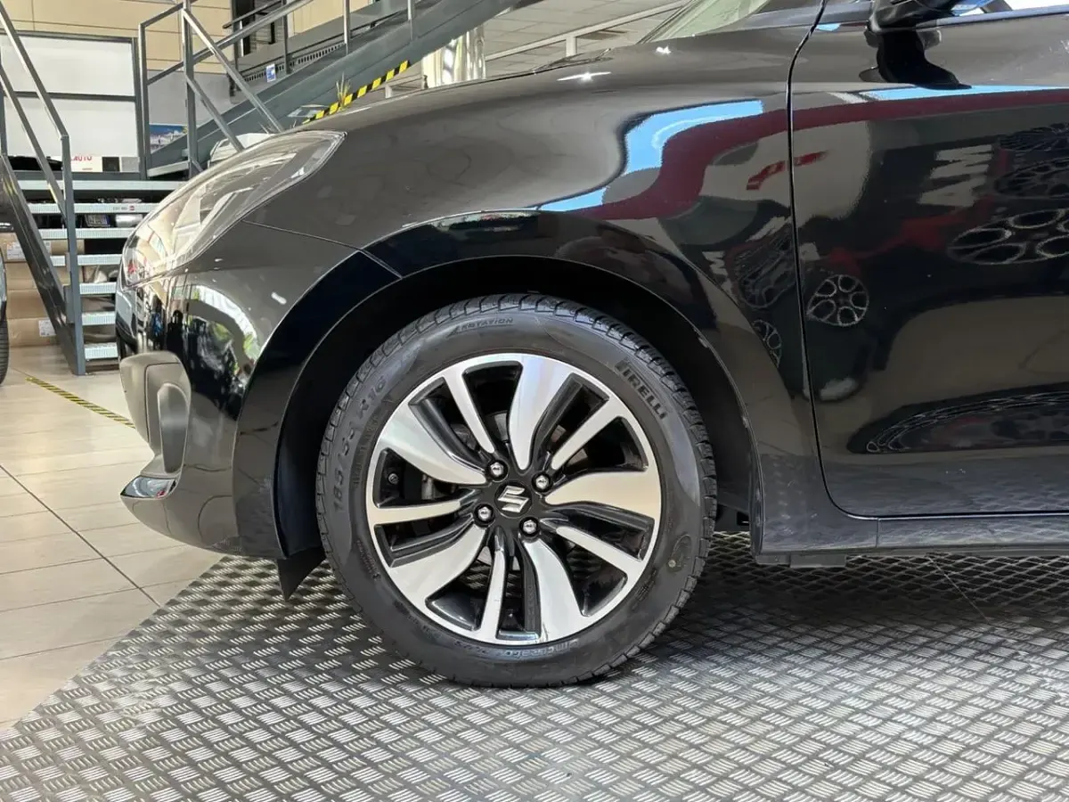 Usata Suzuki Swift 90 CV (66 kW) 2019 Nero Utilitaria