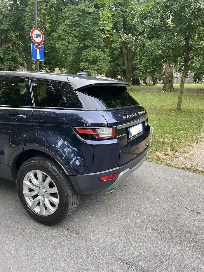 Usata Land Rover Range Rover evoque 150 CV (110 kW) 2017 Blu SUV