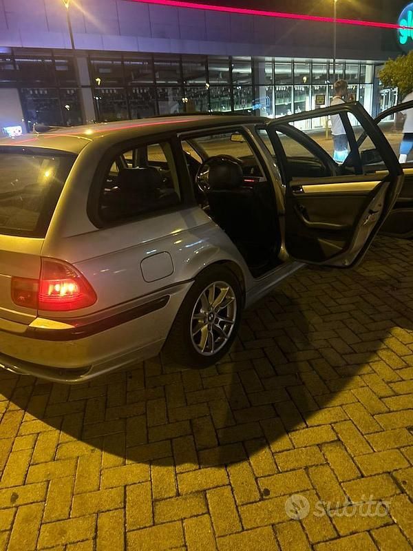 Usata BMW 320 150 CV (110 kW) 2001 Grigio Berlina