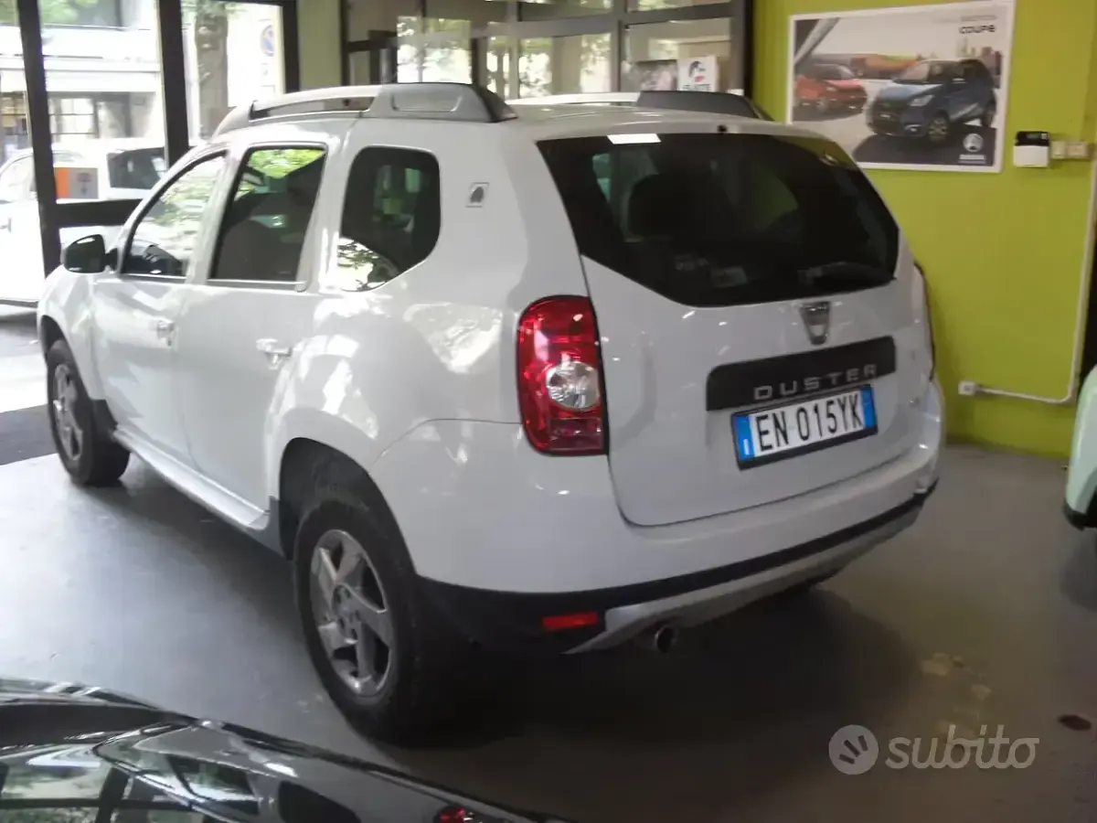 Usata Dacia Duster Lauréate 107 CV (78 kW) 2012 Bianco SUV