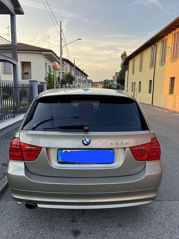 Usata 2008 BMW 320 Station wagon | 3900 € (Ottimo prezzo) - Immagine 1/4