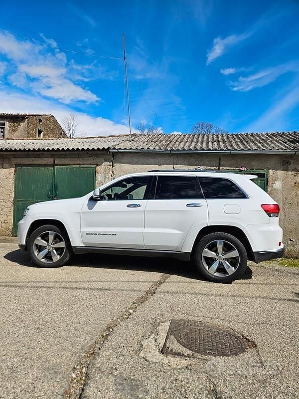 Usata Jeep Grand Cherokee 243 CV (178 kW) 2015 Bianco SUV