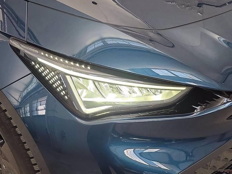 Usata Cupra Born 150 kW (204 CV) 2023 Blu aurora Utilitaria
