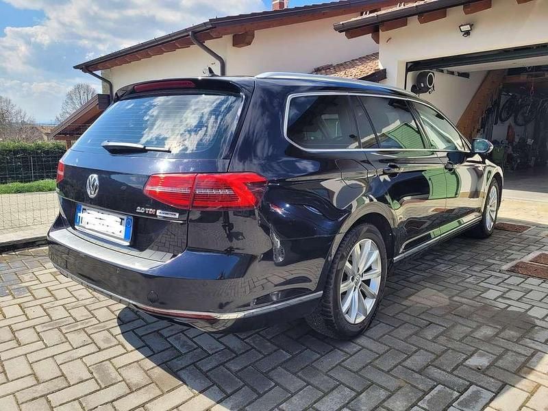 Usata VW Passat Executive 190 CV (139 kW) 2015 Nero Station wagon