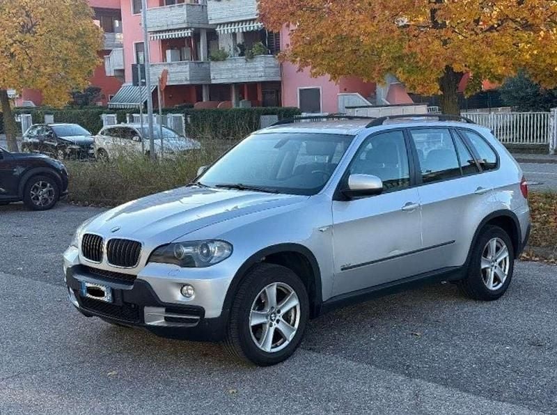 Argento Usata 2007 BMW X5 Comfort Edition SUV | 10.500 € (Buon prezzo) - Immagine 1/4