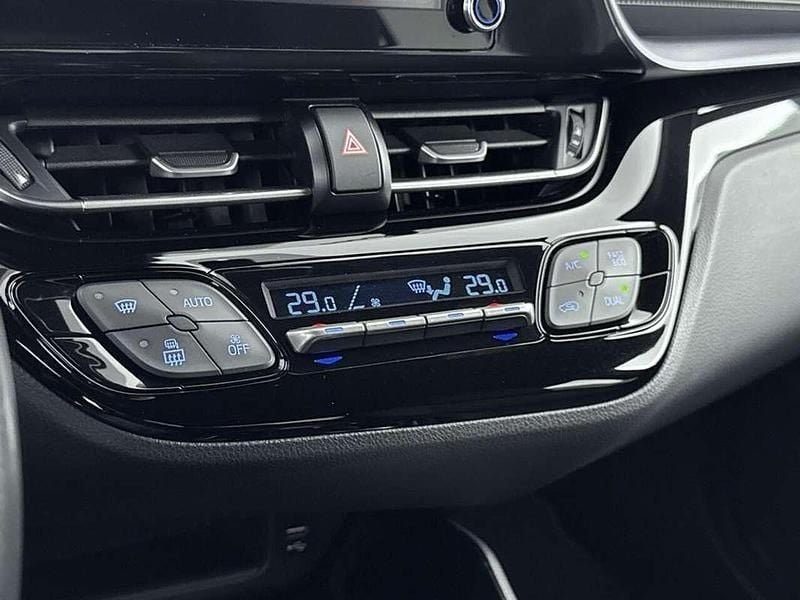 Usata Toyota C-HR 98 CV (72 kW) 2022 Blu/azzurro SUV