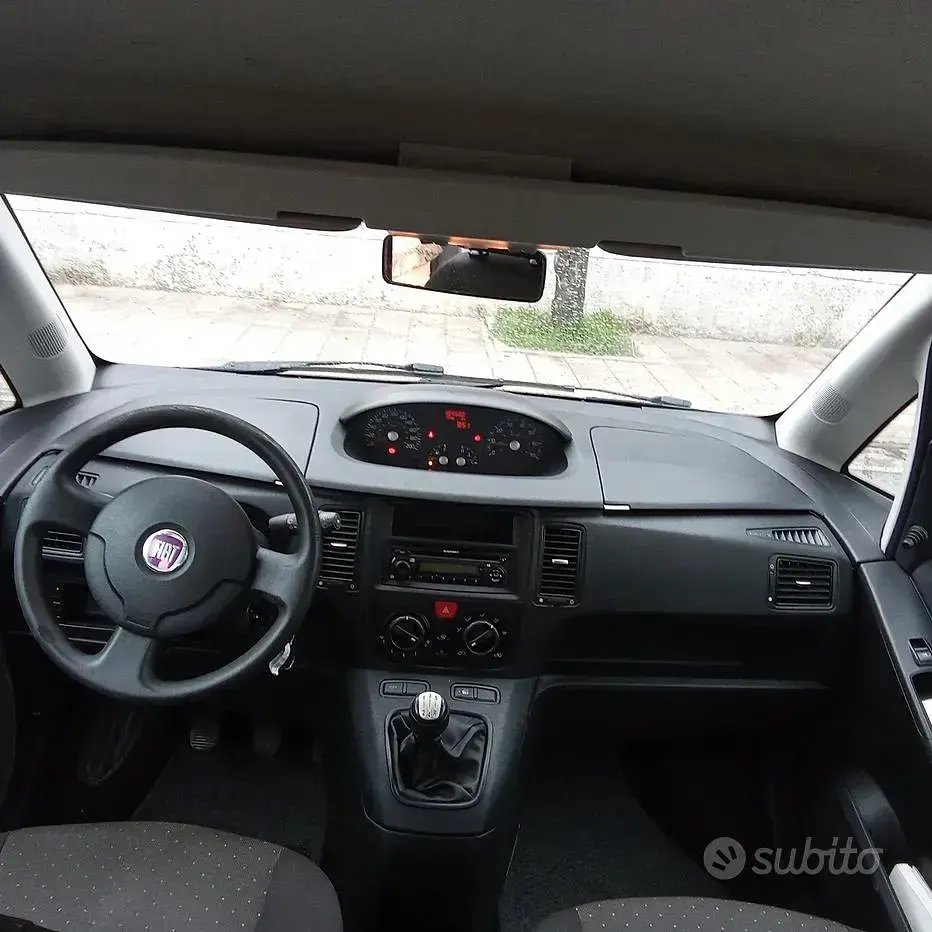 Usata Fiat Idea 69 CV (50 kW) 2009 Nero Monovolume