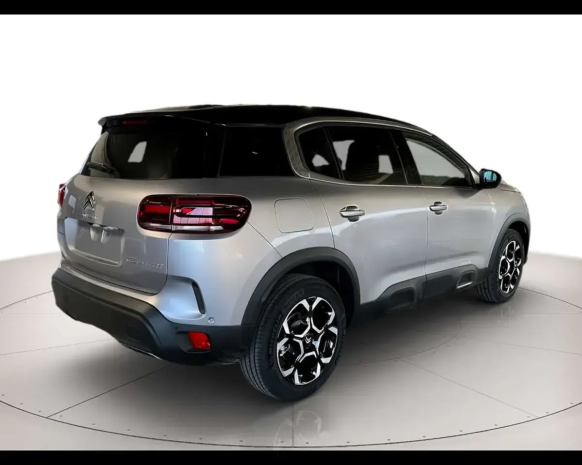 Usata Citroën C5 Aircross 136 CV (100 kW) 2024 Platinium grey  met SUV