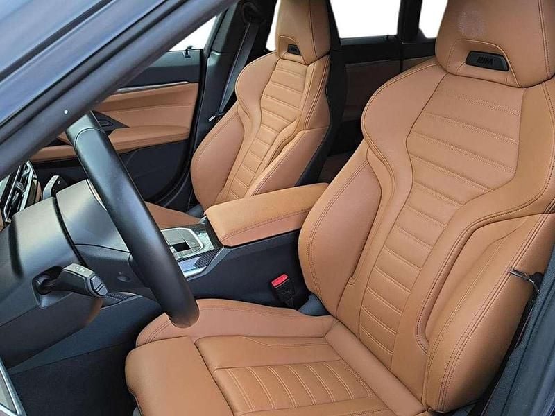 Usata BMW i4 400 kW (544 CV) 2022 Dravit grey metallizzato Berlina