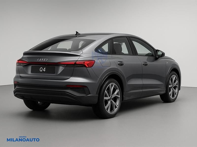 Usata Audi Q4 Sportback e-tron S-Line 125 kW (170 CV) 2025 Grigio SUV