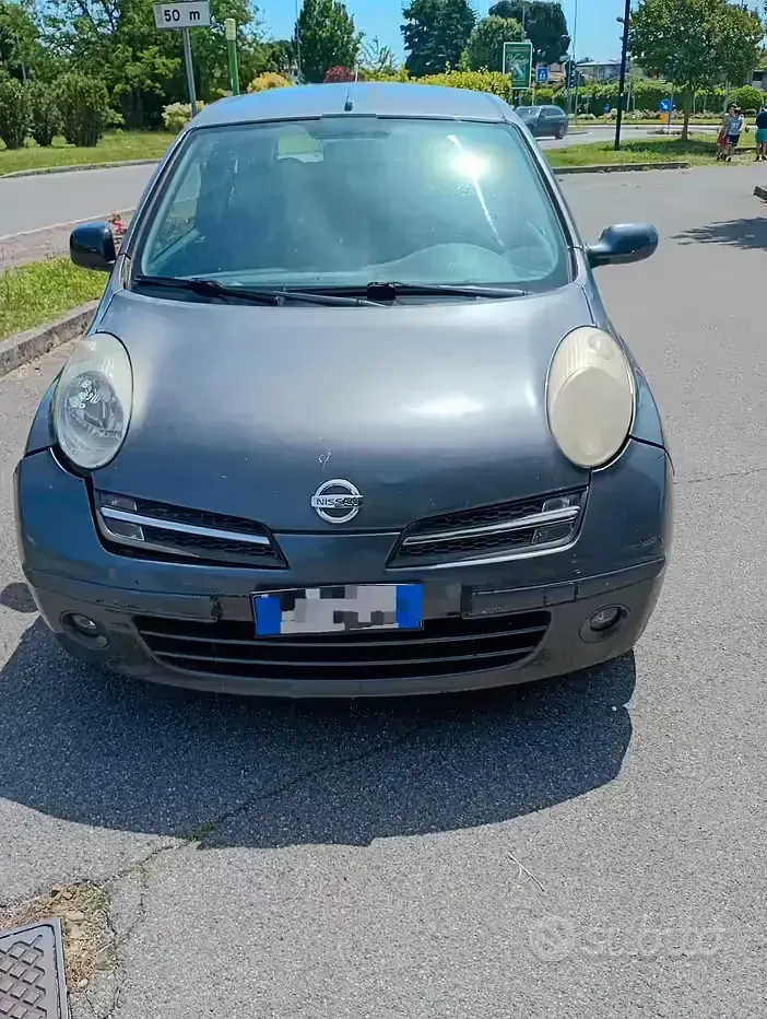 Usata Nissan Micra 80 CV (58 kW) 2006 Grigio Berlina