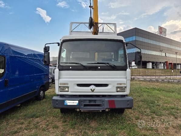 Usata Renault 14 250 CV (183 kW) 1999 Bianco