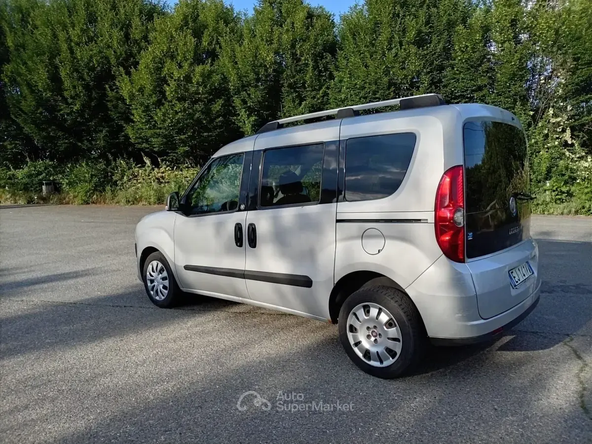 Usata Fiat Doblò Dynamic 105 CV (77 kW) 2011 Other Monovolume