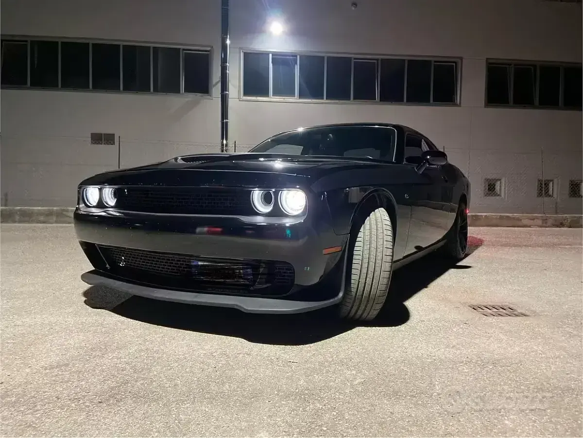 Usata Dodge Challenger 305 CV (224 kW) 2017 Nero Coupé