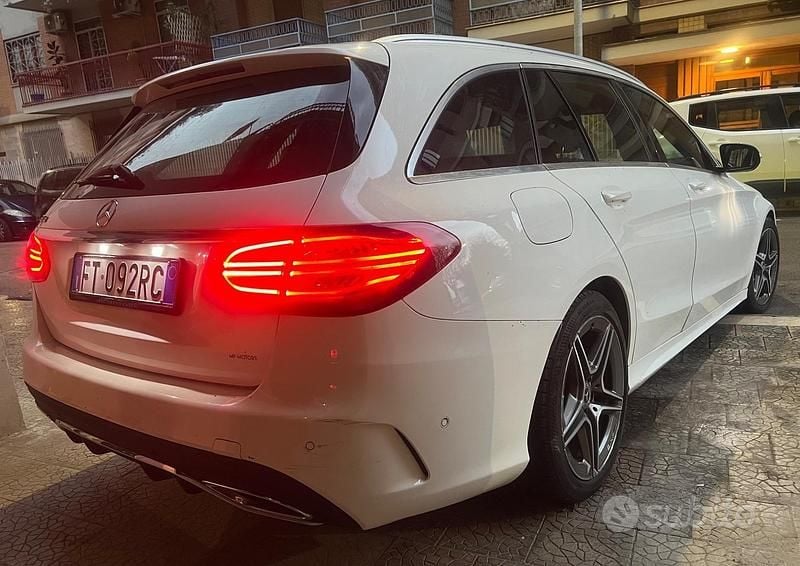 Usata Mercedes C220 Premium 194 CV (142 kW) 2019 Bianco Station wagon