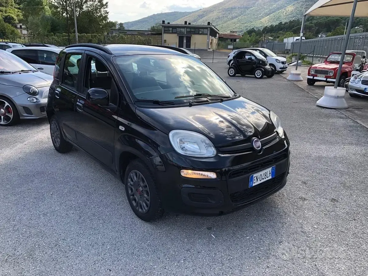 Usata Fiat Panda Cross Cross 84 CV (61 kW) 2024 Nero Utilitaria