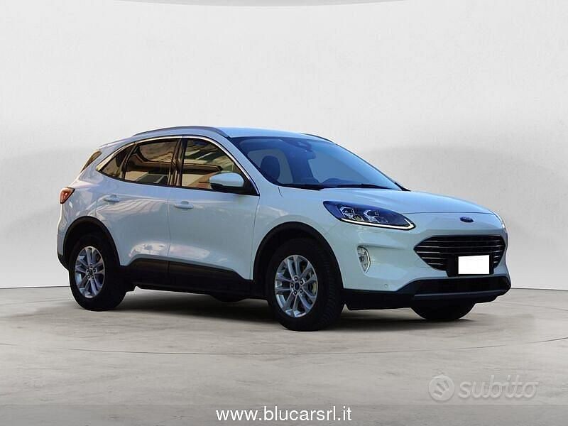 Usata Ford Kuga Titanium X 120 CV (88 kW) 2023 Bianco SUV