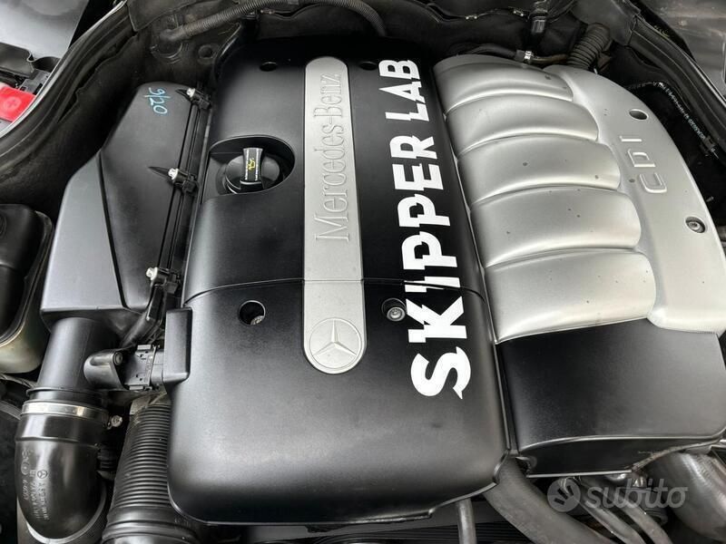 Usata Mercedes CLK270 177 CV (130 kW) 2006 Grigio Coupé