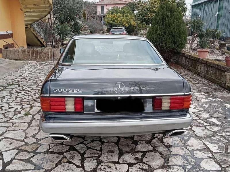 Usata Mercedes 500 245 CV (180 kW) 1986 Nero Coupé