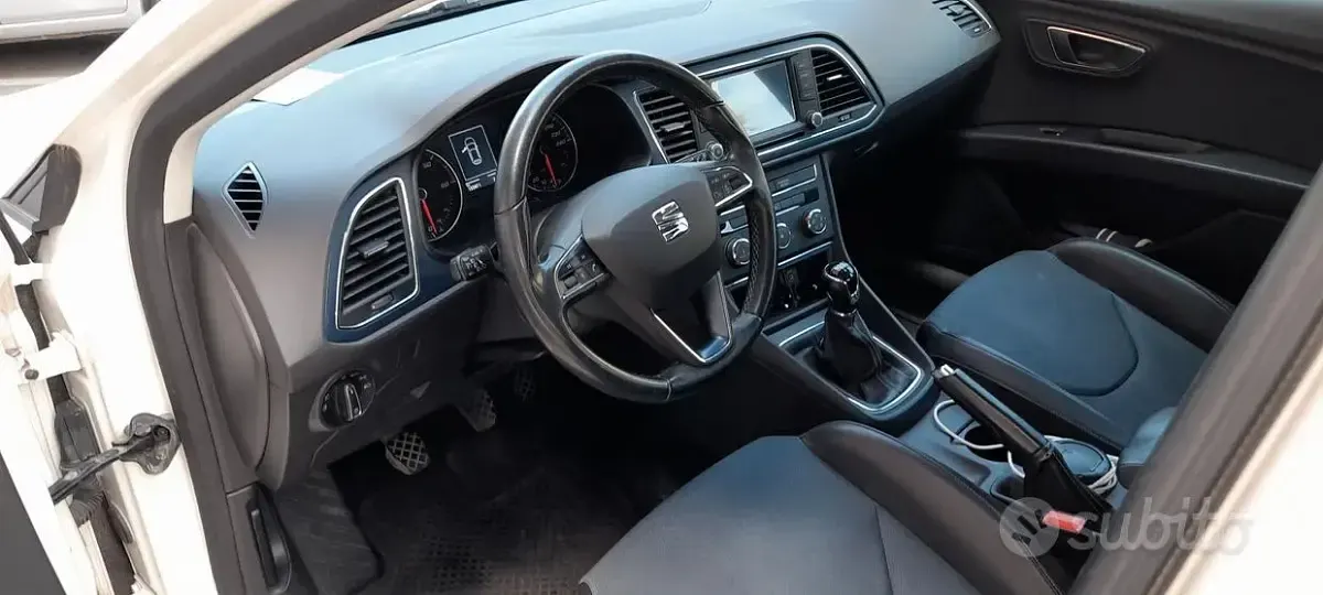 Usata Seat Leon 110 CV (80 kW) 2016 Bianco Utilitaria