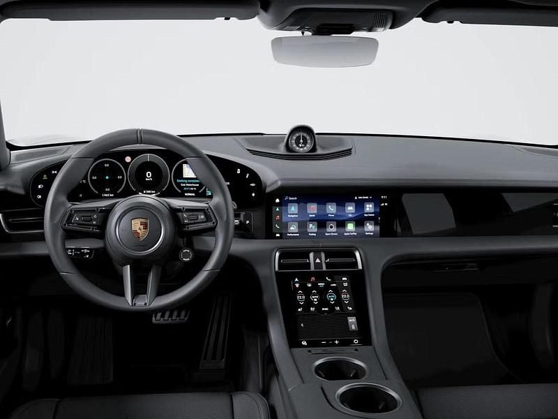 Nuova Porsche Taycan Cross Turismo 300 kW (408 CV) 2026 Grigio ghiaccio metallizzato