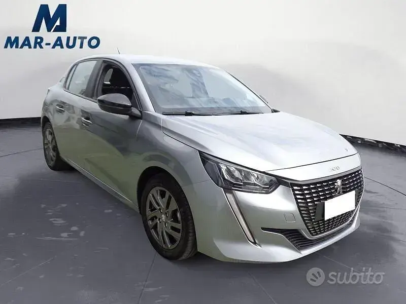 Usata Peugeot 208 Active 102 CV (75 kW) 2022 Grigio Utilitaria
