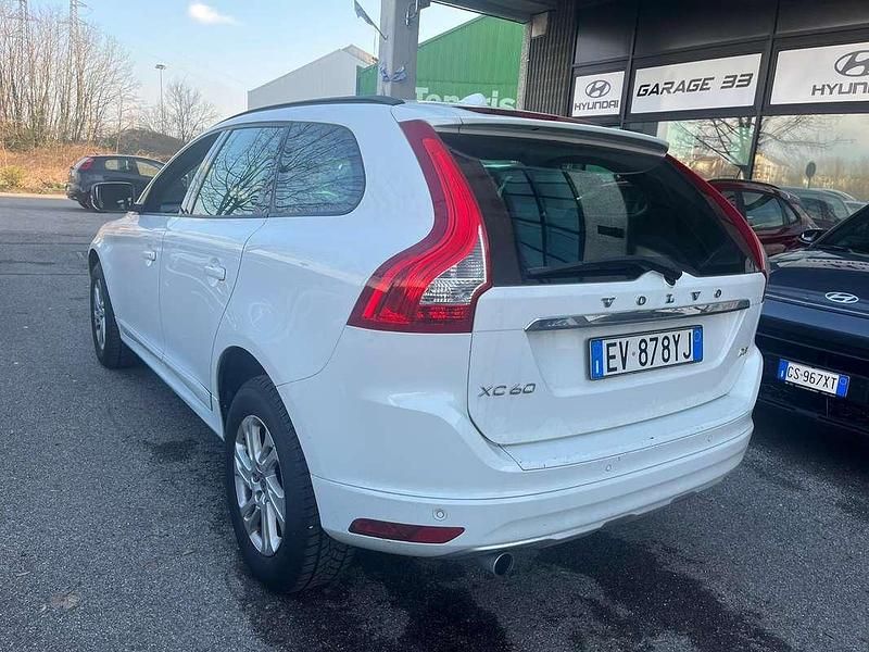 Usata Volvo XC60 R-Design Kinetic 203 CV (149 kW) 2014 Bianco SUV