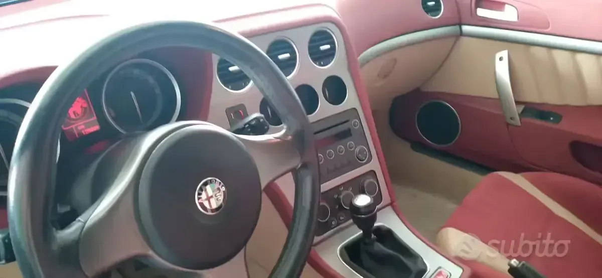 Usata Alfa Romeo Spider 185 CV (136 kW) 2007 Nero Cabrio