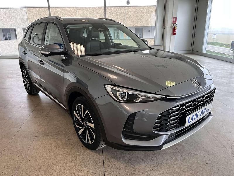 Nuova MG ZS Luxury 197 CV (144 kW) 2026 Grigio metallizzato SUV